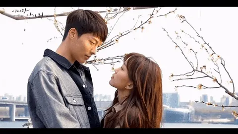 10 bộ phim Hàn Quốc hay, nổi tiếng với kịch bản “yêu lầm bạn thân”