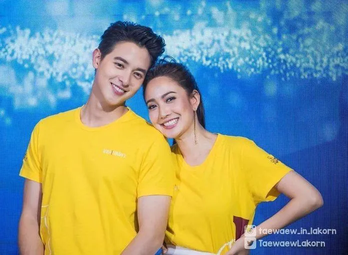 James Jirayu - Taew Natapohn xuất hiện cùng nhau trong sụ kiện quảng bá phim (nguồn: Printerest)