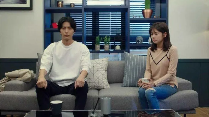 Jung So Min và Lee Min Ki có phản ứng hóa học tuyệt vời trong "Cuộc Đời Đầu Tiên" (Ảnh: Internet)