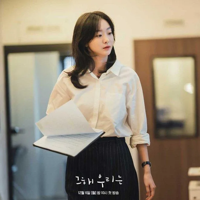 “Điên nữ” Kim Da Mi chỉ cần 3 phim để trở thành ngôi sao sáng nhất Hàn Quốc