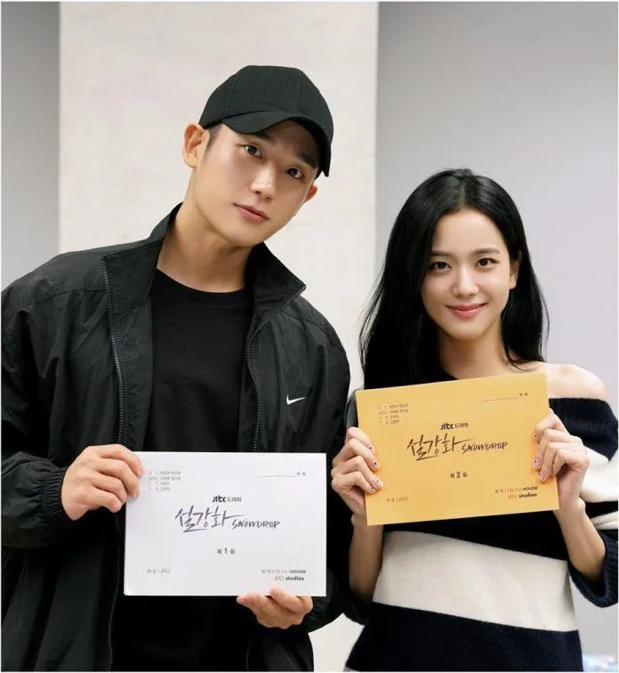 Jisoo – Jung Hae In của Snowdrop: Cặp đôi “phao cứu sinh” của nhà đài JTBC