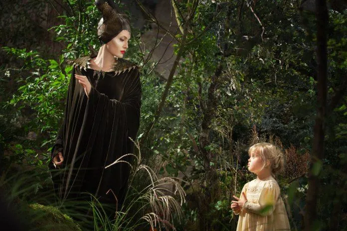 Maleficent 2: Không còn là câu chuyện cổ tích cũ kỹ