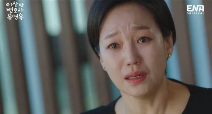 Nữ Luật Sư Kỳ lạ Woo Young Woo tập 8: Sự thật về mẹ của Young Woo đã được tiết lộ
