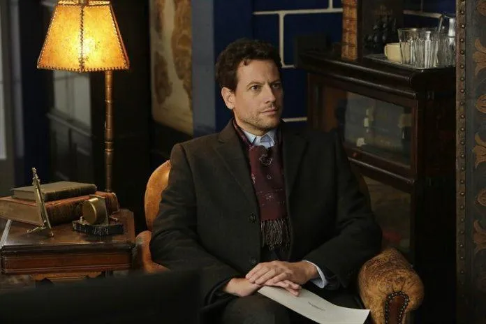 Phim trinh thám Forever 2014: Sherlock Holmes phiên bản pháp y, nhưng “yểu mệnh”