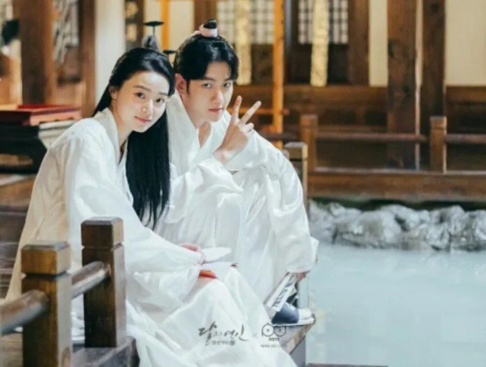 Sau 5 năm công chiếu, “Người tình ánh trăng” ( Moon Lovers) vẫn hot rần rần! Sức hút ở đâu??