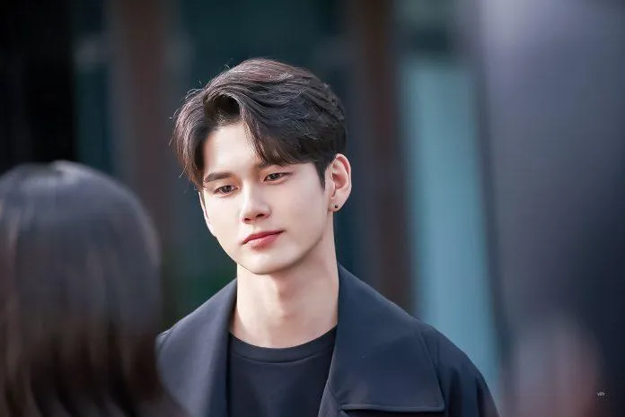 Số Lần Từ Bạn Thành Yêu: Ong Seung Woo và Shin Ye Eun dính ‘friendzone’ 10 năm