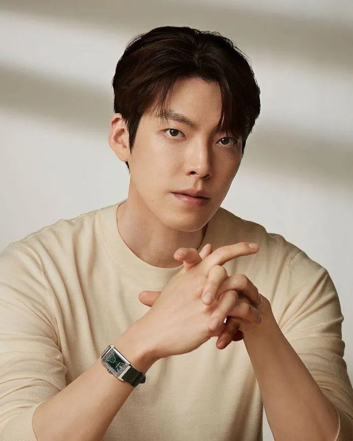 Suzy và Kim Woo Bin tái hợp trong phim mới của “biên kịch vàng” Kim Eun Sook