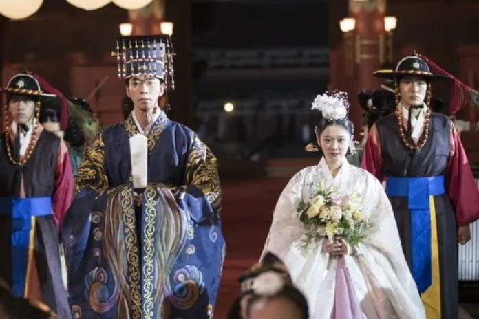 The Last Empress: “Món ăn” lạ giữa “bàn tiệc” phim Hàn tháng 11