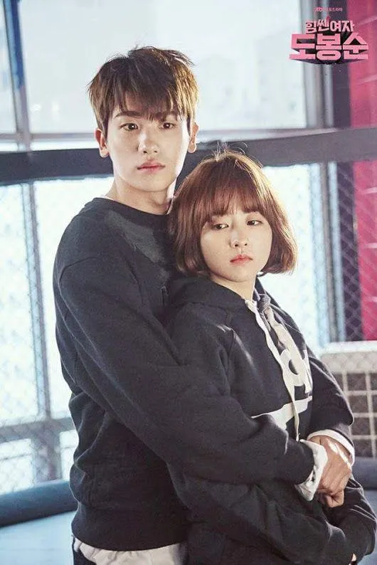 Top 5 cặp đôi Hàn Quốc khiến netizen “cầu khấn” phim giả tình thật